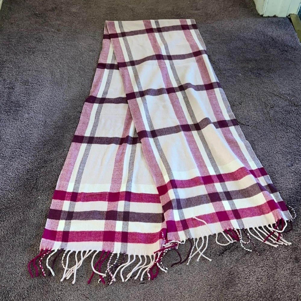 Plaid Scarf Bundle - Picture 2 of 7